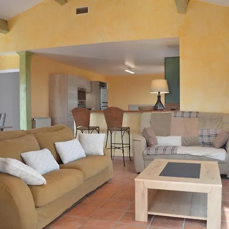5 Pieces 8 Couchages Sur Bn000-a03 Vila *