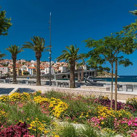 5 Pieces 8 Couchages Sur Bn000-a03 Banyuls-sur-Mer