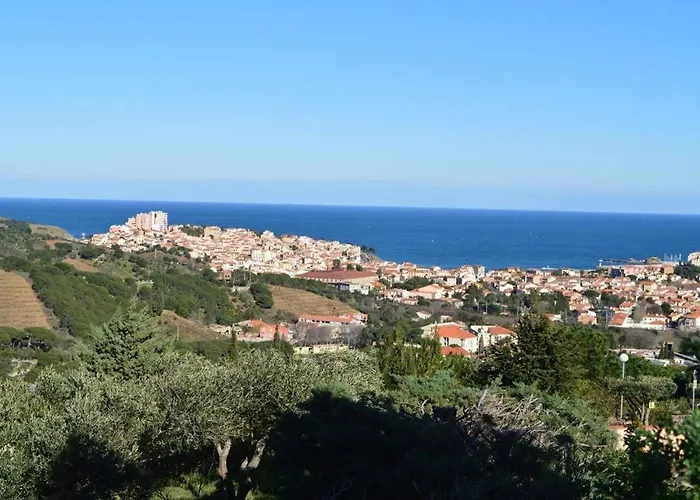 5 Pieces 8 Couchages Sur Bn000-a03 Villa Banyuls-sur-Mer
