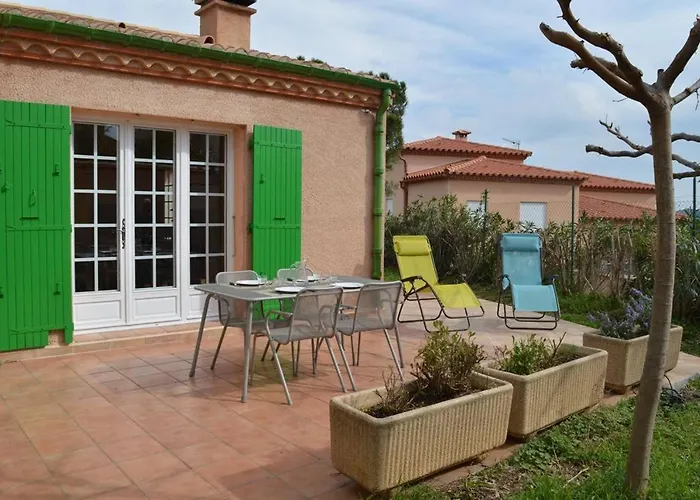 Villa 5 Pieces 8 Couchages Sur Bn000-a03 *